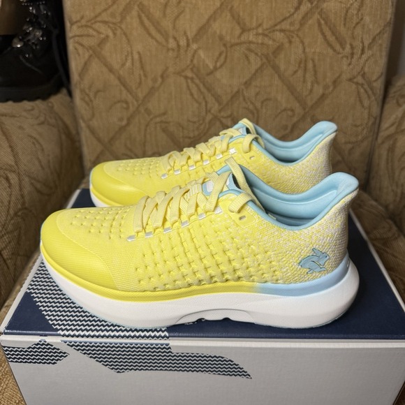 Rabbit Shoes - Rabbit Dream Chaser Womens Size 8.5 Yellow Blue‎ Athletic Running Shoes Sneakers